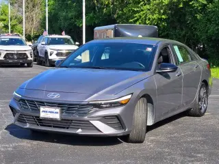 Hyundai ELANTRA 2025 SEL Sport 4dr Sedán