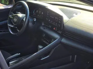Hyundai ELANTRA 2025 SEL Sport 4dr Sedán