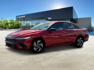 Hyundai ELANTRA 2025 SEL Sport 4dr Sedán