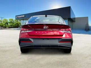 Hyundai ELANTRA 2025 SEL Sport 4dr Sedán