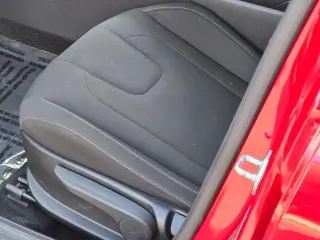 Hyundai ELANTRA 2025 SEL Sport 4pt Sedán