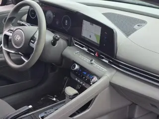 Hyundai ELANTRA 2024 SEL 4dr Sedán