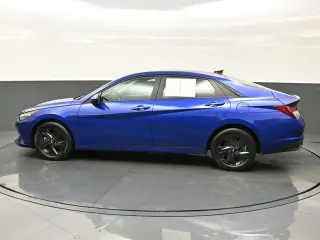 Hyundai ELANTRA 2022 SEL Sedán 4 puertas SULEV