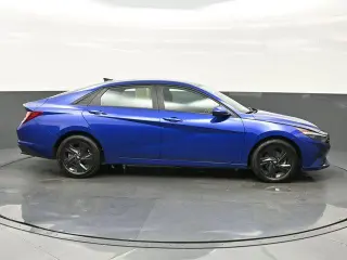 Hyundai ELANTRA 2022 SEL Sedán 4 puertas SULEV