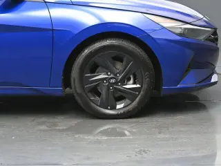 Hyundai ELANTRA 2022 SEL Sedán 4 puertas SULEV