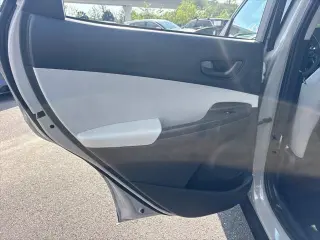 Hyundai KONA 2023 SEL crossover de 4 puertas