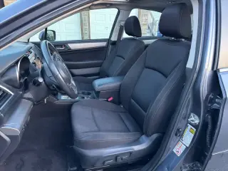 Subaru Legacy 2015