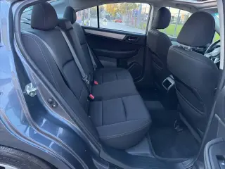 Subaru Legacy 2015