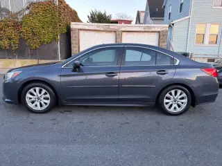 Subaru Legacy 2015