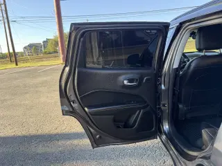 2017 Jeep Compass