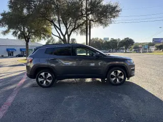 2017 Jeep Compass