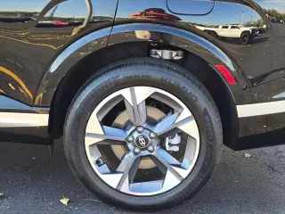 Hyundai KONA 2026 AWD Limited SUV 4 puertas