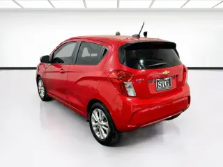 Chevrolet Spark 2021 1LT CVT de 5 puertas hatchback