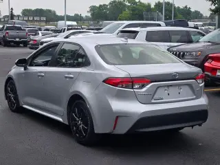 Toyota Corolla 2023 LE Sedán de 4 puertas