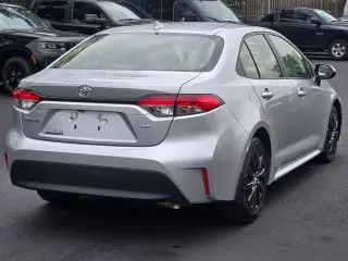 Toyota Corolla 2023 LE Sedán de 4 puertas