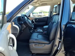 Nissan Armada 2023 4x2 SL SUV de 4 puertas