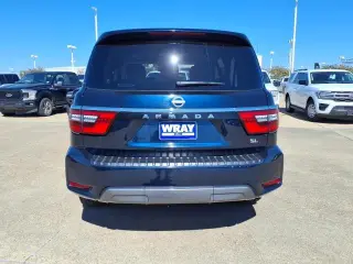 Nissan Armada 2023 4x2 SL SUV de 4 puertas