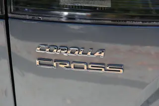 Toyota Corolla Cross 2026 AWD LE 4dr Crossover