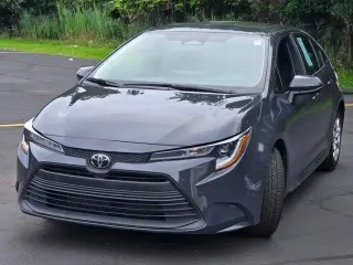 Toyota Corolla 2024 LE 4dr Sedán