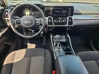 Kia Sorento 2022 AWD LX SUV 4 puertas