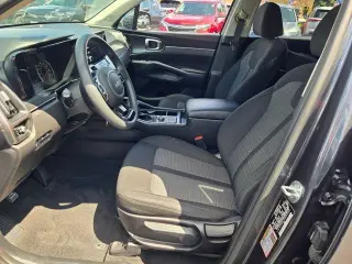 Kia Sorento 2022 AWD LX SUV 4 puertas