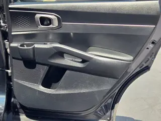 Kia Sorento 2022 AWD LX SUV 4 puertas
