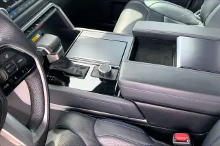 Toyota Tundra 2023 4x2 Platinum 4dr CrewMax Cab Pickup SB