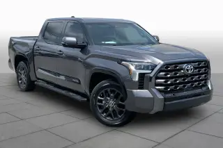 Toyota Tundra 2023 4x2 Platinum 4dr CrewMax Cab Pickup SB
