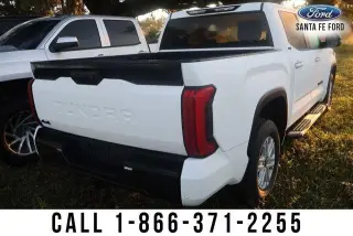 Toyota Tundra 2025 4x4 SR5 4dr CrewMax Cab Pickup SB