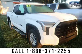 Toyota Tundra 2025 4x4 SR5 4dr CrewMax Cab Pickup SB