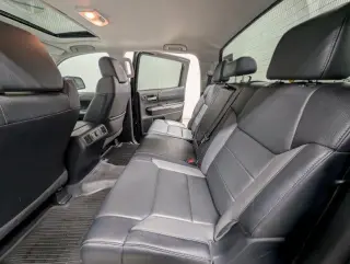 Toyota Tundra 2021 4x4 Limited 4dr CrewMax Cab Pickup SB