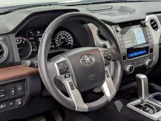 Toyota Tundra 2021 4x4 Limited 4dr CrewMax Cab Pickup SB