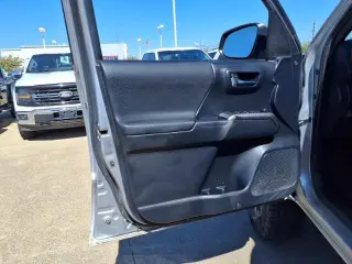 Toyota Tacoma 2019 4x4 SR V6 4dr Double Cab 5.0 ft SB