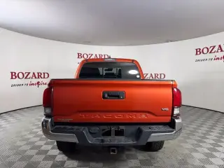 Toyota Tacoma 2018 4x4 TRD Pro 4dr Double Cab 5.0 ft SB 6M
