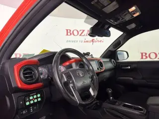 Toyota Tacoma 2018 4x4 TRD Pro 4dr Double Cab 5.0 ft SB 6M