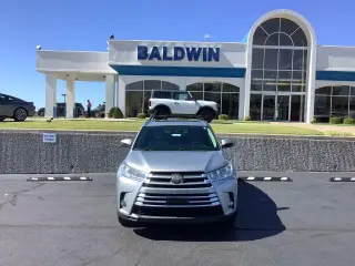 Toyota Highlander 2017 AWD XLE 4dr SUV