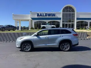 Toyota Highlander 2017 AWD XLE 4dr SUV