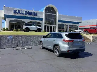 Toyota Highlander 2017 AWD XLE 4dr SUV