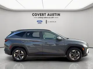 Hyundai TUCSON 2025 SEL 4dr SUV