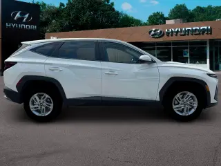 Hyundai TUCSON 2025 AWD SE 4dr SUV