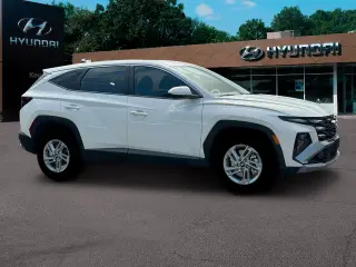 Hyundai TUCSON 2025 AWD SE 4dr SUV