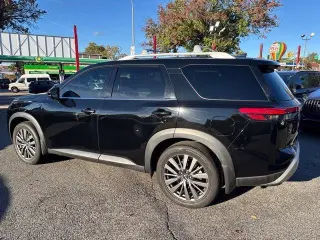 Nissan Pathfinder 2024 AWD SL 4dr SUV