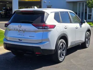Nissan Rogue 2024 AWD SV 4dr Crossover