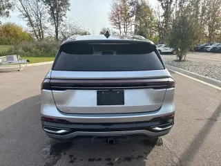 Lincoln Nautilus Híbrido 2024 AWD Reserve 4dr SUV