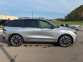 Lincoln Nautilus Híbrido 2024 AWD Reserve 4dr SUV