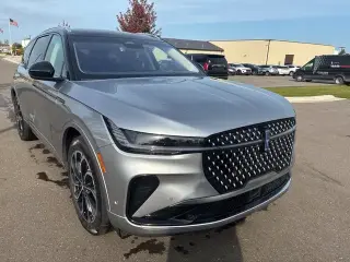 Lincoln Nautilus Híbrido 2024 AWD Reserve 4dr SUV