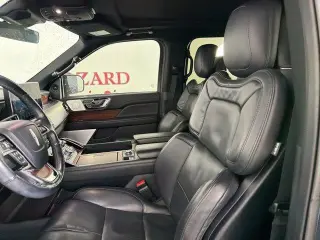 Lincoln Navigator L 2022 4x2 Reserve 4dr SUV