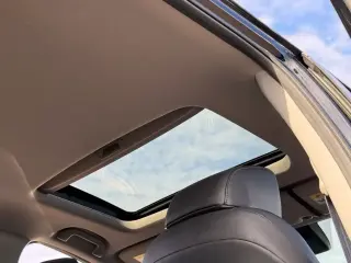 Honda CR-V Híbrido 2022 AWD Touring 4dr SUV