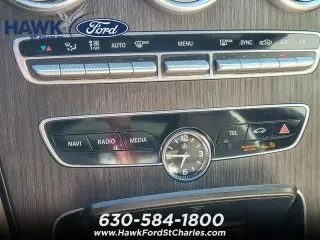 Mercedes-Benz Clase C 2019 AWD C 300 4MATIC 4dr Sedán