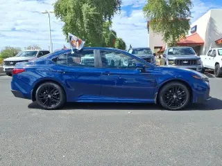 Toyota Camry 2026 SE 4dr Sedan